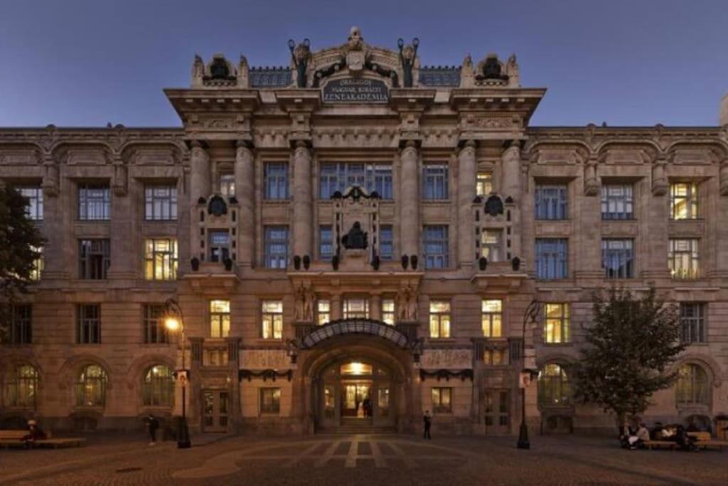 Central Apartment Kiraly Street Budapest Extérieur photo